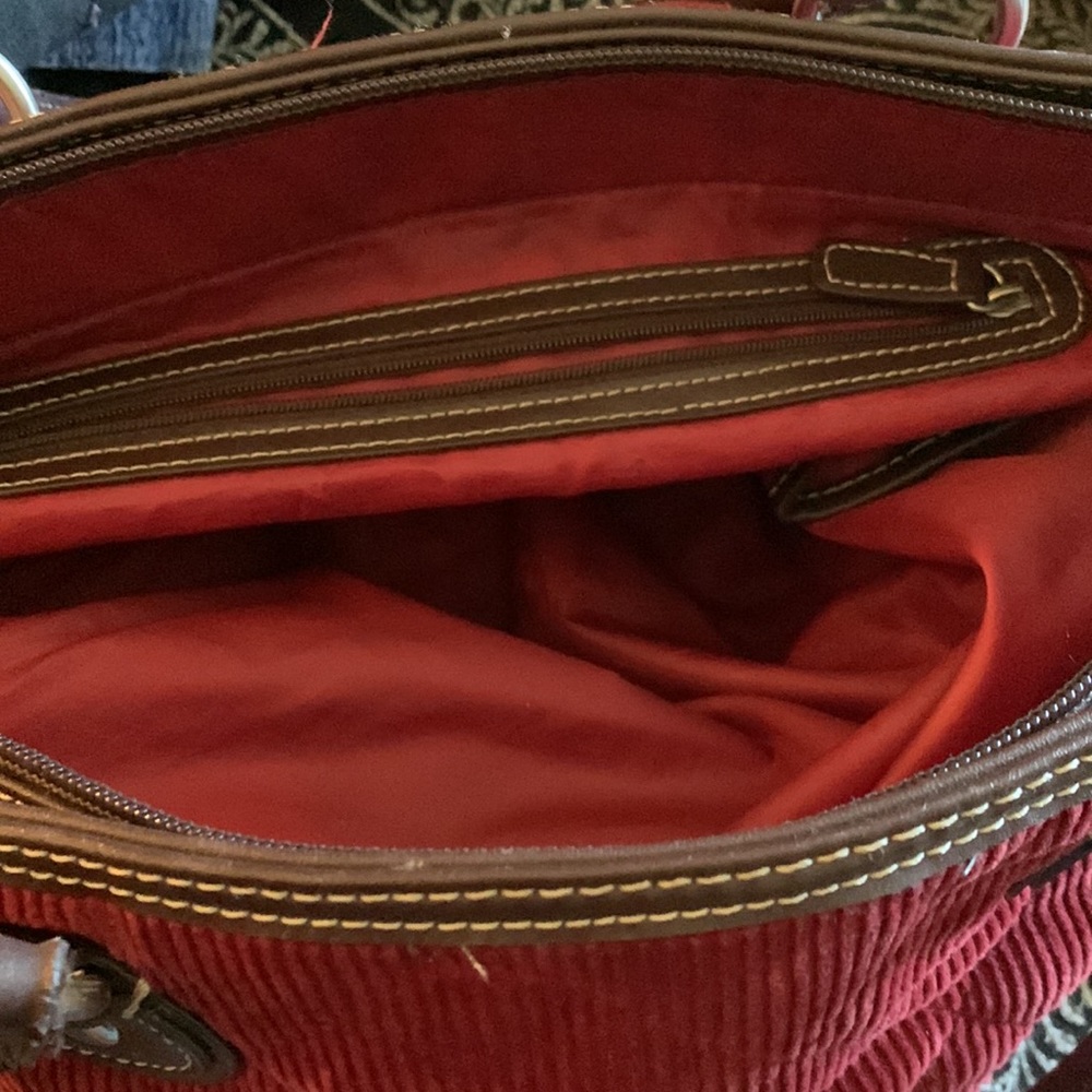 Tommy Hilfiger handbag - Picture 6 of 8